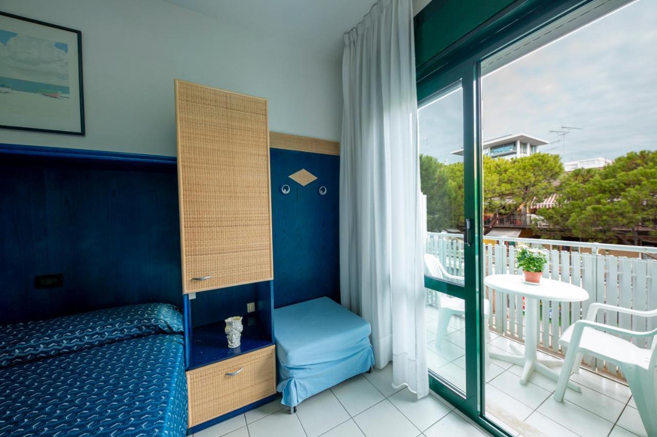 Hotel Olanda Лідо-ді-Єзоло Екстер'єр фото